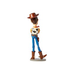 Woody Showcase