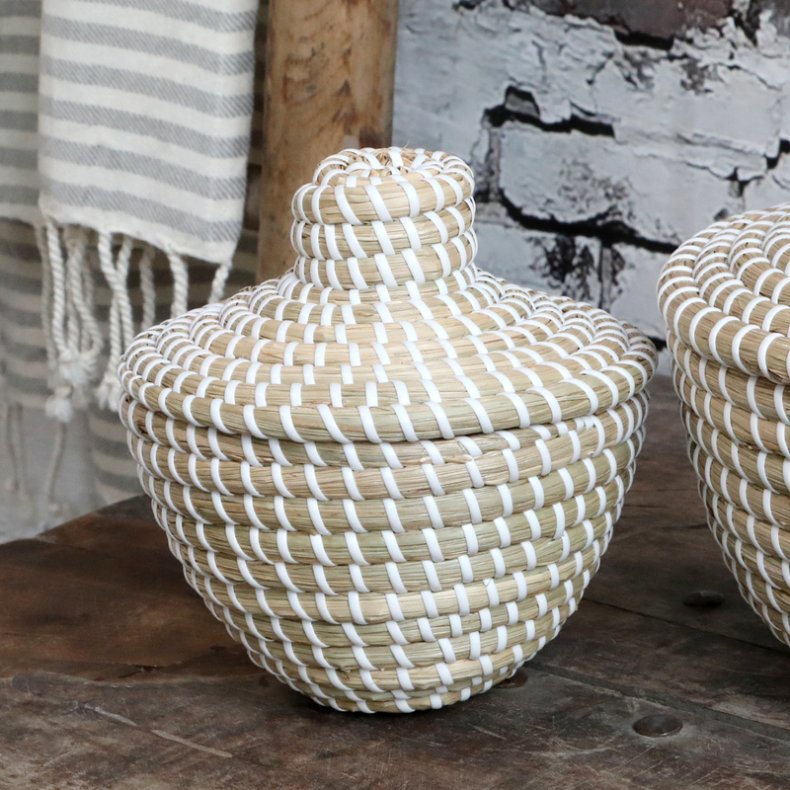Lille S�gr�s Kurv med L�g - (Chic Antique) 