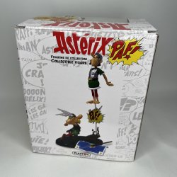 Asterix T�ver Romer i Kamp - Paf!