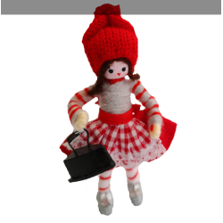 Nissepige med Strygejern 320 (Anne Beate)