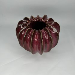 Birch Nielsen Moss Vase Bordeaux H13 