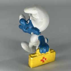 F�rstehj�lp Sm�lf Gul Kors - Schleich Patineret 