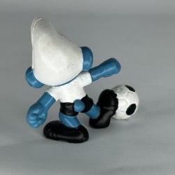 Fodboldspiller Sm�lf - Schleich Patineret 2.0068