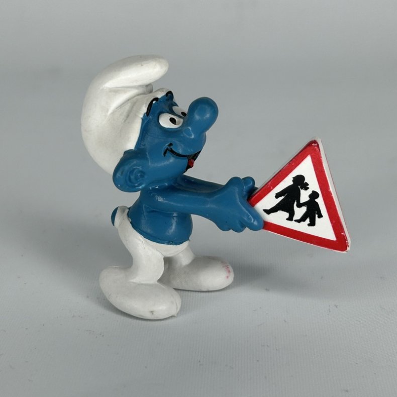 Sm�lf med skilt Trafikoversk�ring - Schleich Patineret 