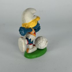 Fodbold Sm�lfine p� Gr�s - Schleich Patineret 